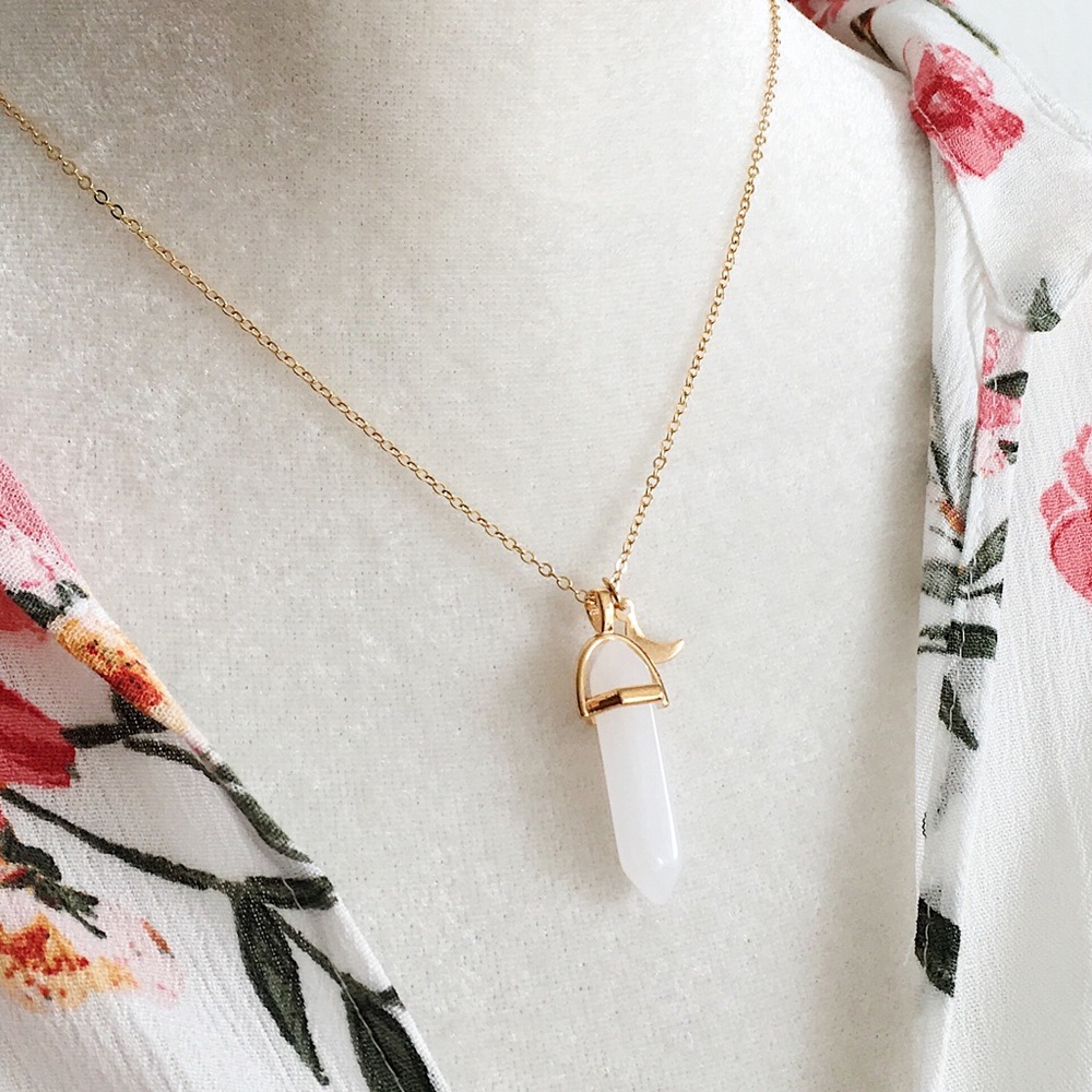 BUNDLE ITEM ✨ white crystal quartz moon necklace - Picture 2 of 4